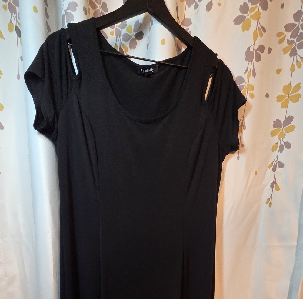 Elegant‎ Black Women's Dress Size Large
